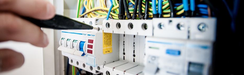 Technicien Électricité - Hope Formations Formation technicien en habilitation électrique chez Hope Formations à Aulnay-sous-Bois.